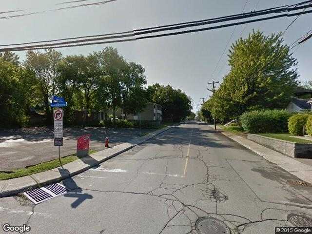 Google Street View Laval-des-Rapides (Quebec) - Google Maps